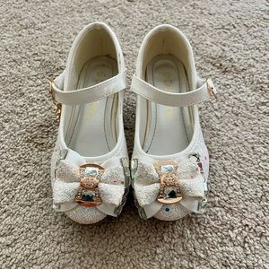 Girl’s Dress Shoes